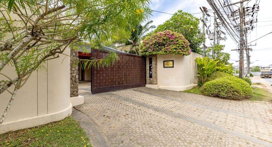 For sale 6 bedrooms villa in Thalang, Phuket