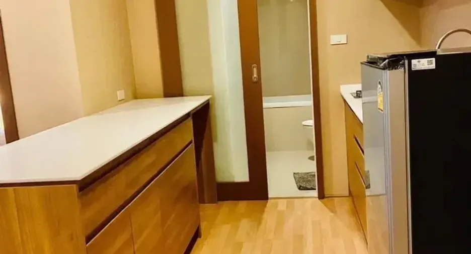 For rent 1 bed condo in Si Racha, Chonburi