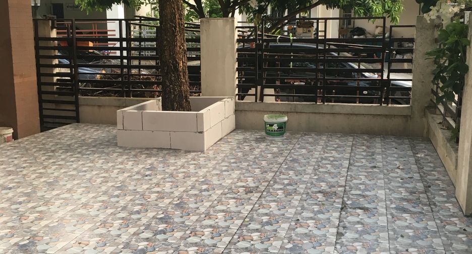 For sale 3 bedrooms house in Bang Khen, Bangkok