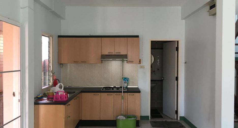 For sale 3 bedrooms house in Bang Khen, Bangkok