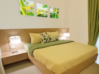 出售 和 出租 53 卧室 商业空间 在 Si Racha, Chon Buri