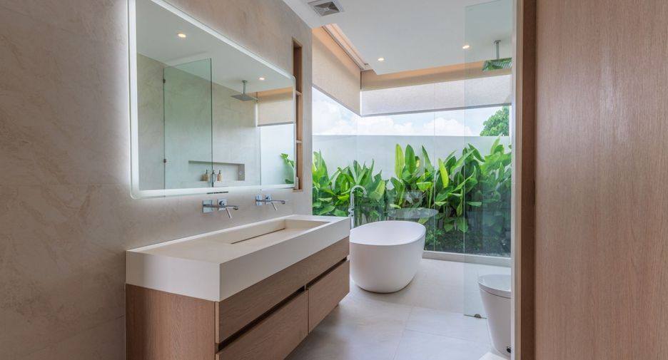 For sale and for rent 5 bedrooms villa in Thalang, Phuket