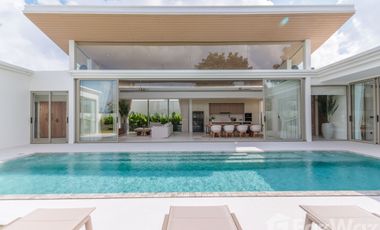 Villa zum Kauf und zur Miete mit 5 Zimmer in Thalang, Phuket