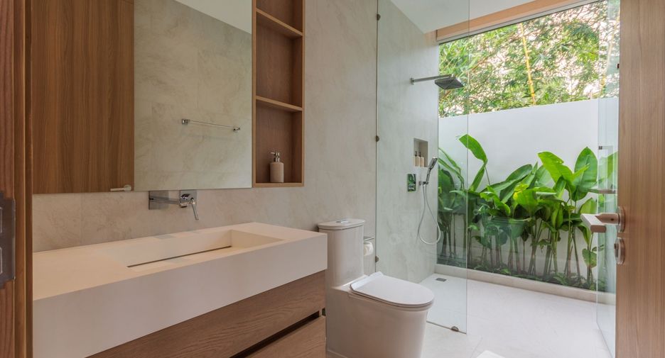 For sale and for rent 5 bedrooms villa in Thalang, Phuket