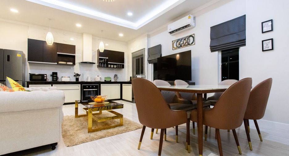 For sale 3 bedrooms villa in Hua Hin, Prachuap Khiri Khan