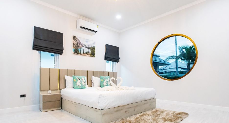 For sale 3 bedrooms villa in Hua Hin, Prachuap Khiri Khan