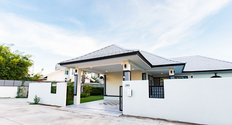 For sale 3 bedrooms villa in Hua Hin, Prachuap Khiri Khan