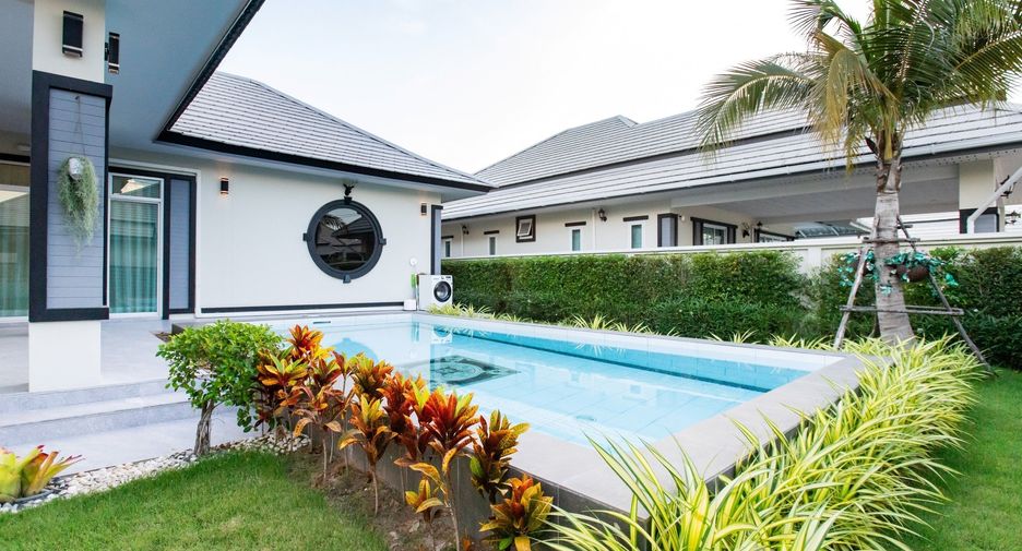 For sale 3 bedrooms villa in Hua Hin, Prachuap Khiri Khan