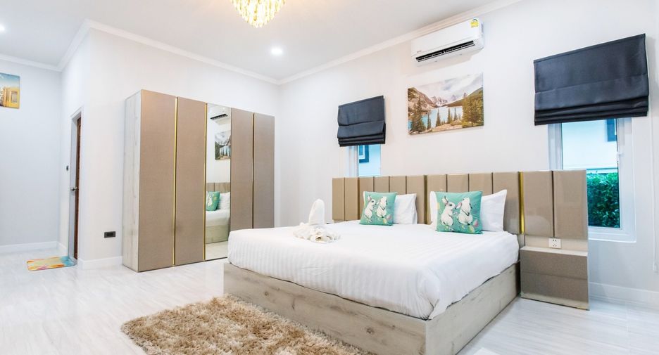 For sale 3 bedrooms villa in Hua Hin, Prachuap Khiri Khan