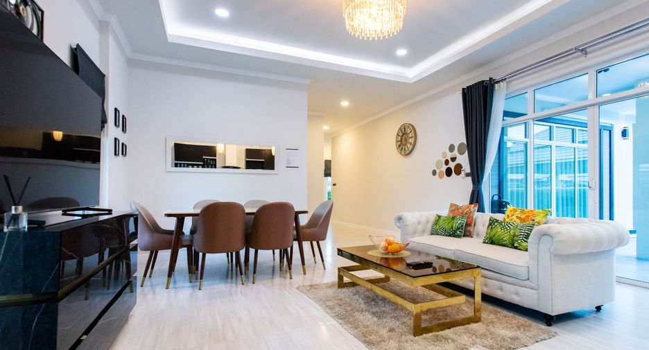 For sale 3 bedrooms villa in Hua Hin, Prachuap Khiri Khan