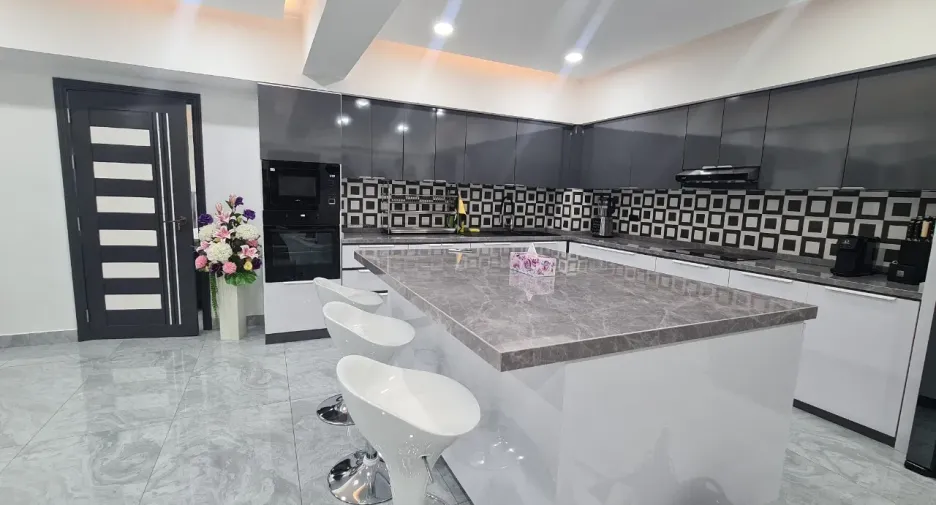 Condo en venta y en alquiler de 2 habitaciones en Bang Lamung, Chonburi