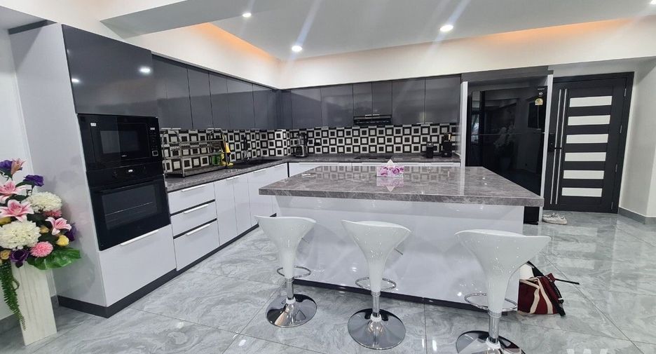 Condo en venta y en alquiler de 2 habitaciones en Bang Lamung, Chonburi