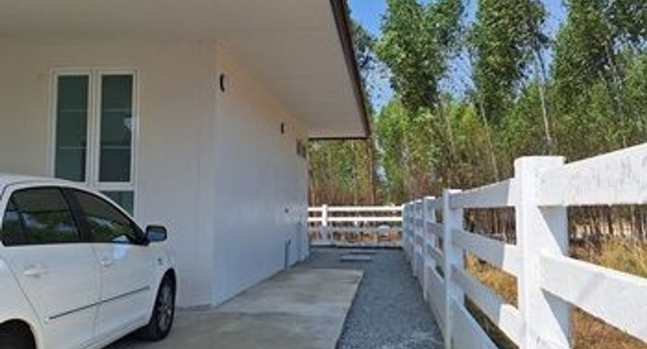 For sale 2 bedrooms house in Si Racha, Chonburi