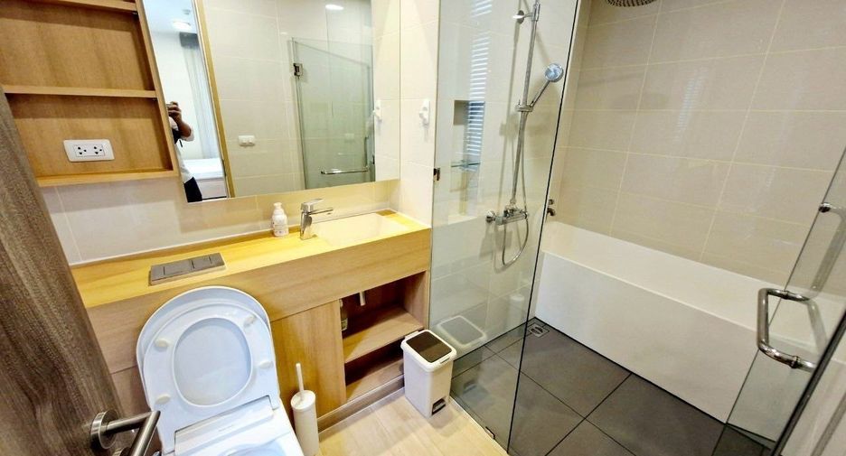Wohnung zum Kauf mit 3 Zimmer in Bang Rak, Bangkok