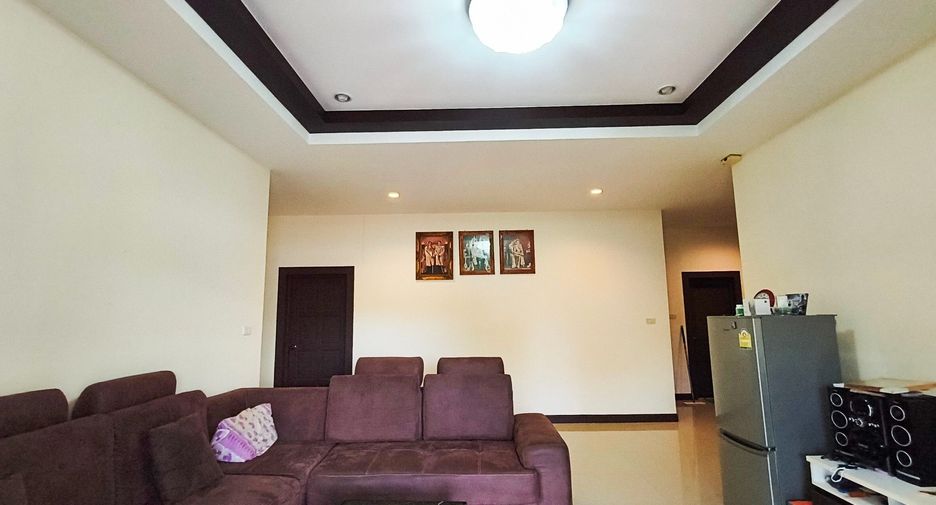 For sale 4 bedrooms house in Hua Hin, Prachuap Khiri Khan