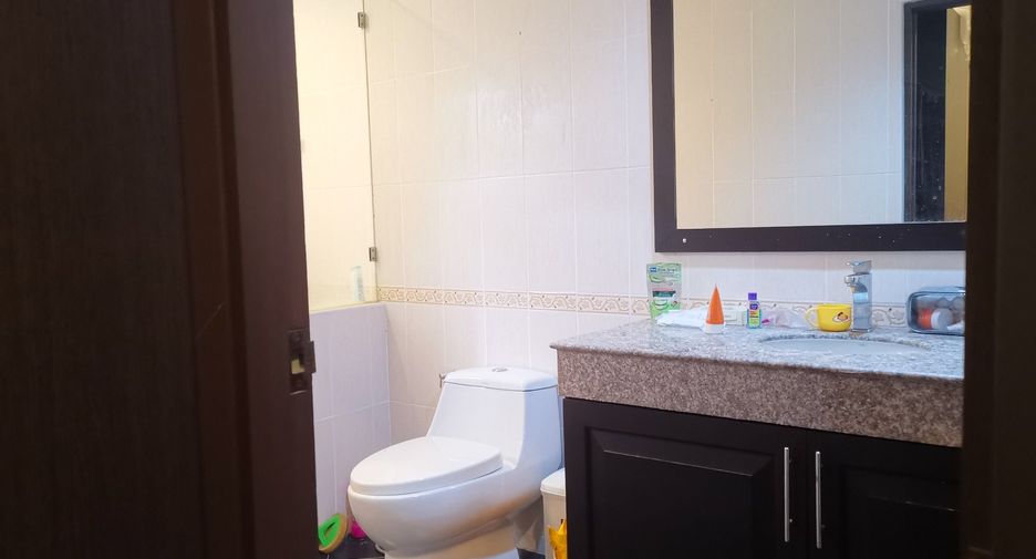 For sale 4 bedrooms house in Hua Hin, Prachuap Khiri Khan