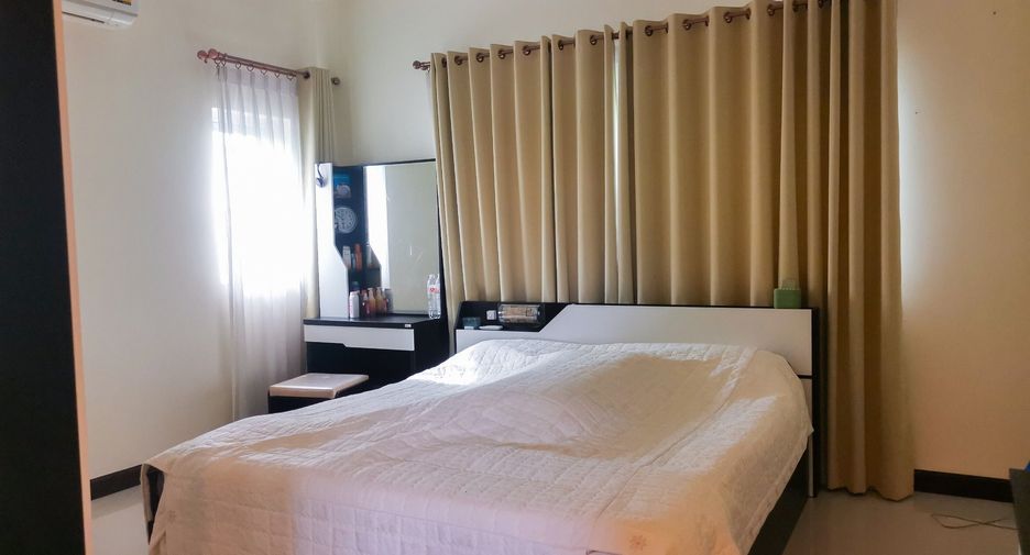 For sale 4 bedrooms house in Hua Hin, Prachuap Khiri Khan