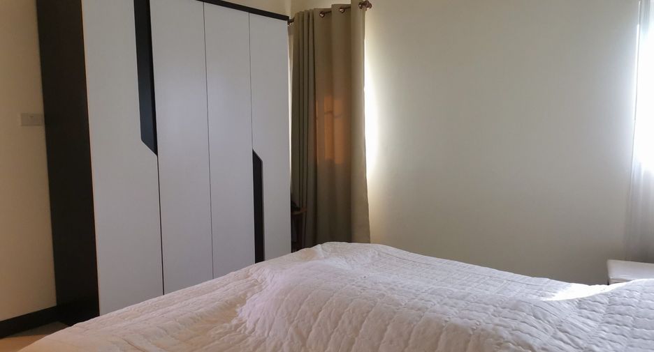 For sale 4 bedrooms house in Hua Hin, Prachuap Khiri Khan