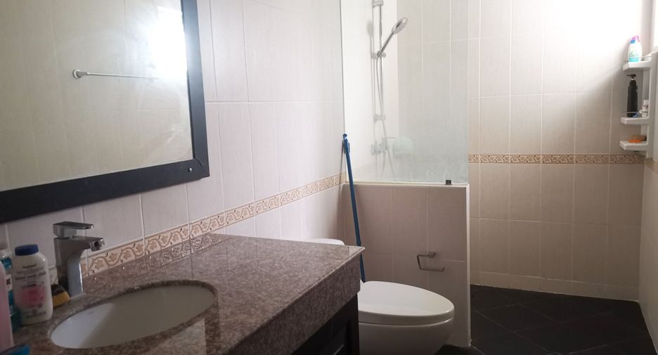 For sale 4 bedrooms house in Hua Hin, Prachuap Khiri Khan