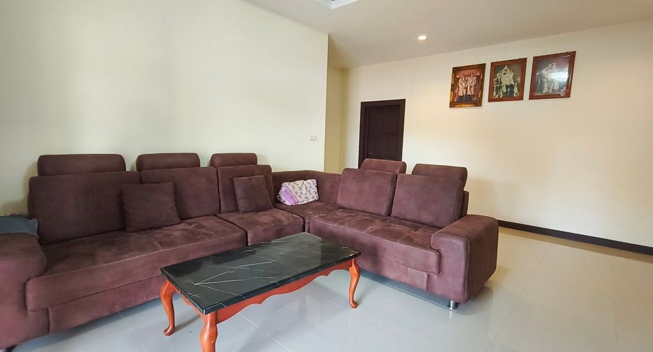 For sale 4 bedrooms house in Hua Hin, Prachuap Khiri Khan