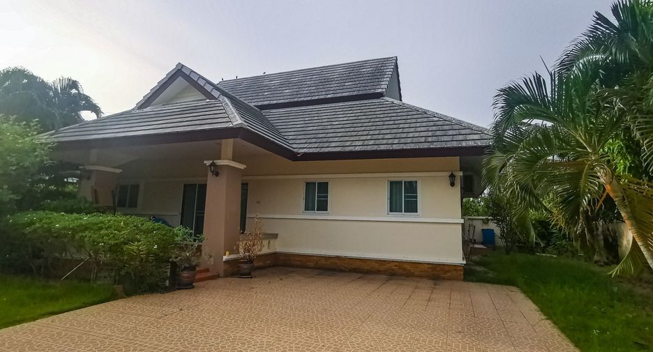 For sale 4 bedrooms house in Hua Hin, Prachuap Khiri Khan