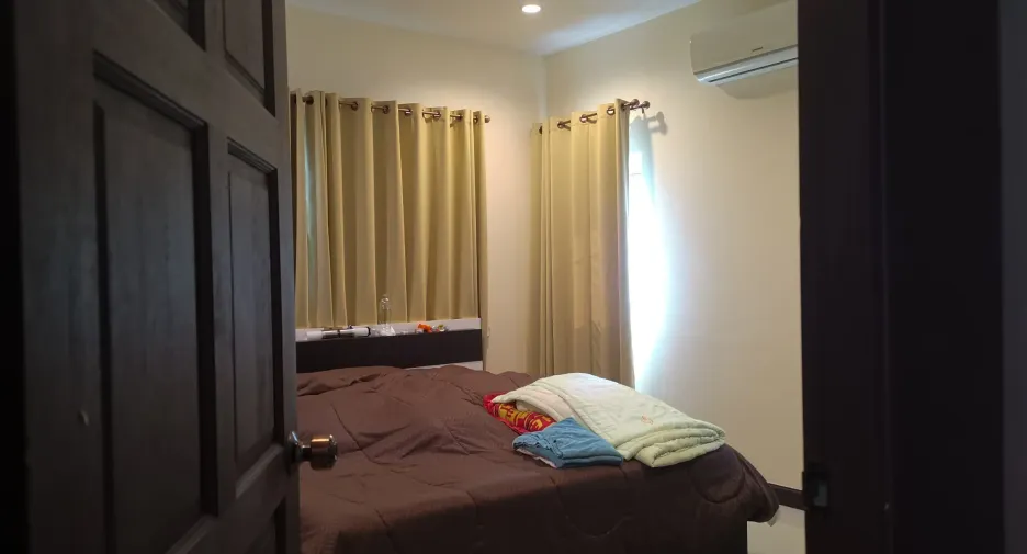 For sale 4 bedrooms house in Hua Hin, Prachuap Khiri Khan