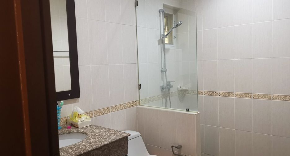 For sale 4 bedrooms house in Hua Hin, Prachuap Khiri Khan