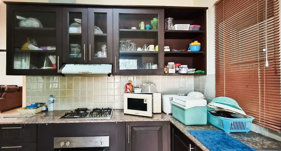 For sale 4 bedrooms house in Hua Hin, Prachuap Khiri Khan
