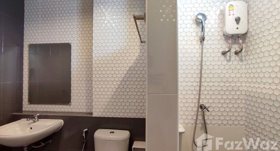 For sale 1 bed condo in Bang Pakong, Chachoengsao