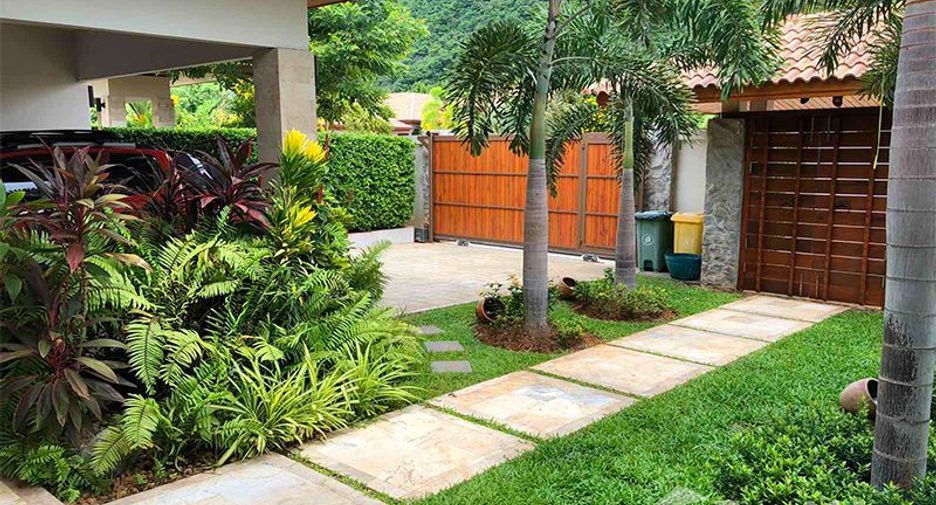 For sale 4 bedrooms villa in Sam Roi Yot, Prachuap Khiri Khan
