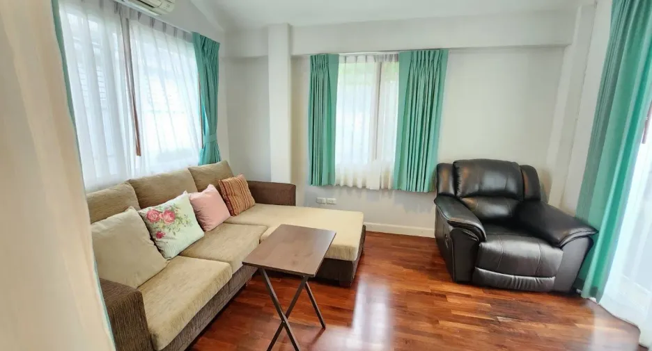 Casa en alquiler de 4 habitaciones en Mueang Chiang Mai, Chiang Mai