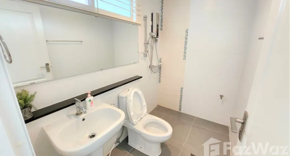 Casa en alquiler de 4 habitaciones en Mueang Chiang Mai, Chiang Mai