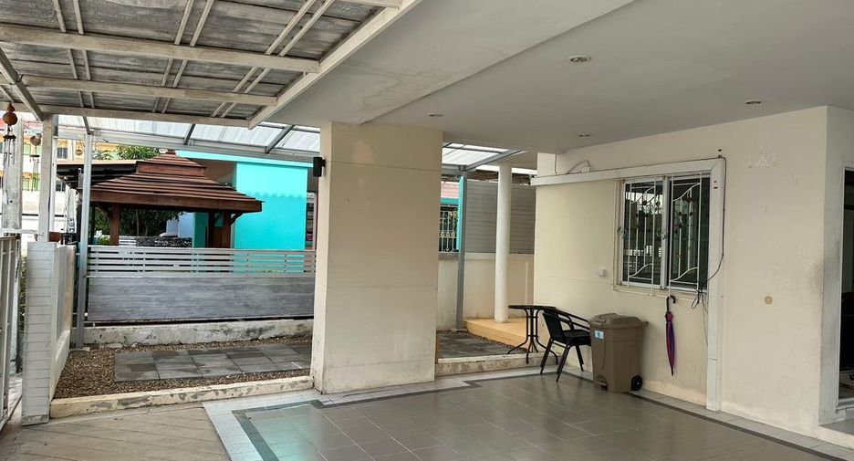 For rent 3 bedrooms house in Bang Lamung, Chonburi