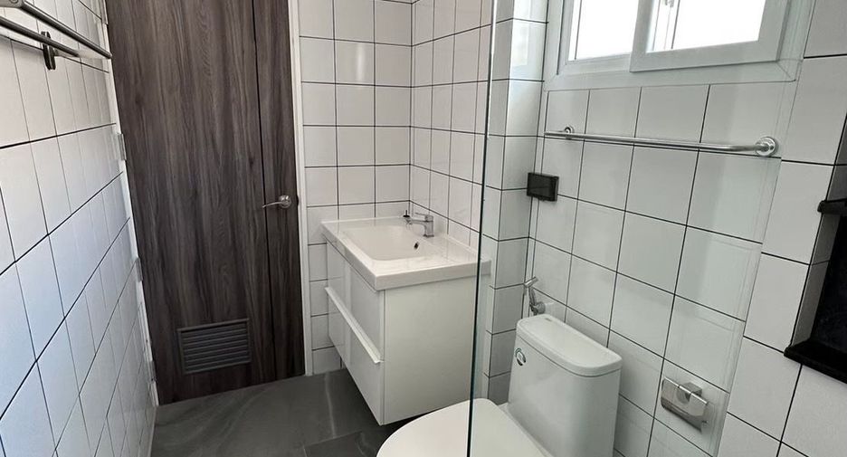 For rent 3 bedrooms house in Bang Lamung, Chonburi