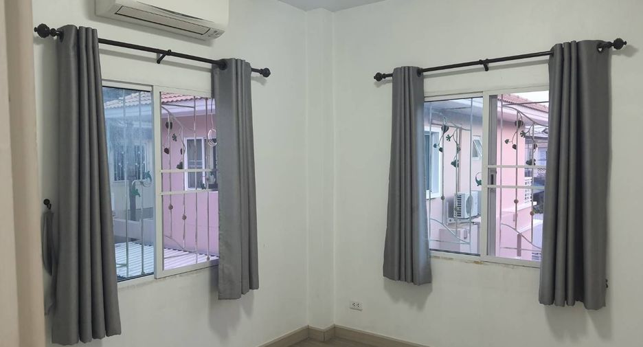For rent 3 bedrooms house in Bang Lamung, Chonburi