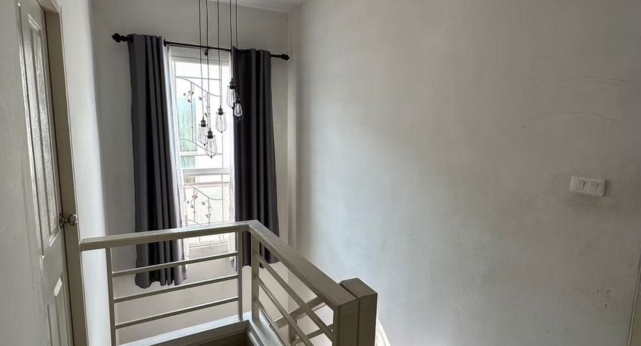 For rent 3 bedrooms house in Bang Lamung, Chonburi