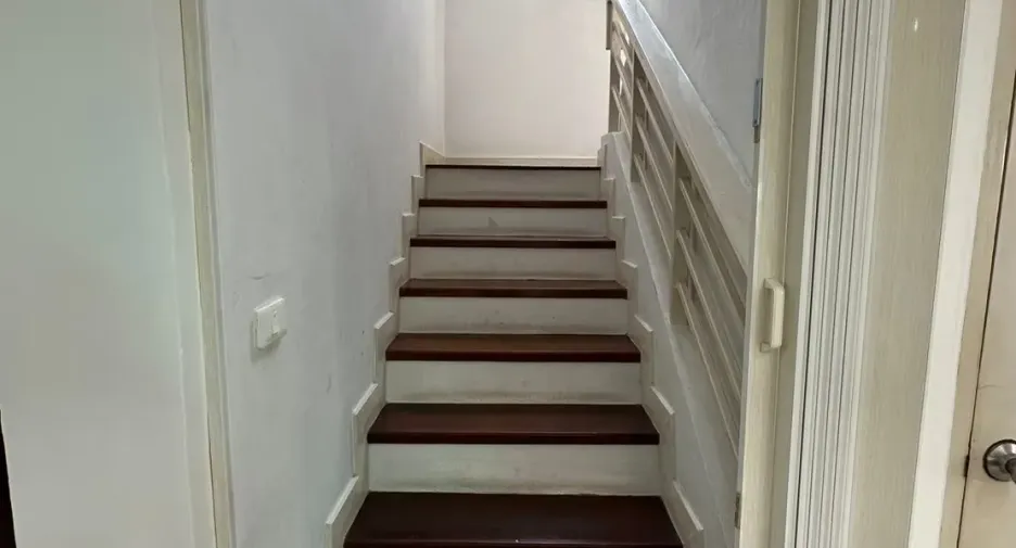 For rent 3 bedrooms house in Bang Lamung, Chonburi