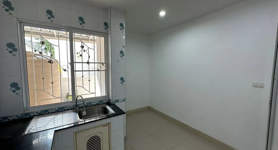 For rent 3 bedrooms house in Bang Lamung, Chonburi