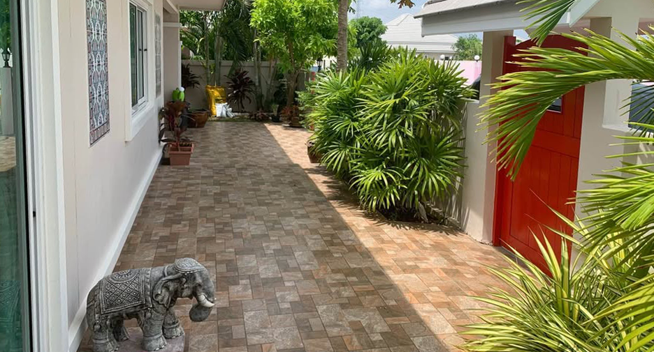 For rent 3 bedrooms house in Hua Hin, Prachuap Khiri Khan