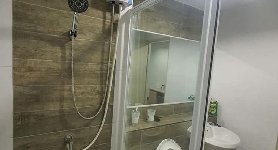 For sale 1 bed condo in Thon Buri, Bangkok