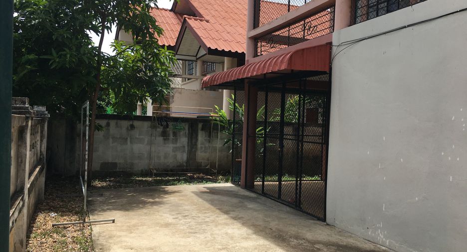 Продажа 3 спальни дом в Mueang Phrae, Пхрэ