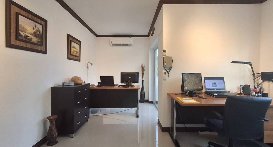 For sale 4 bedrooms house in Cha Am, Phetchaburi