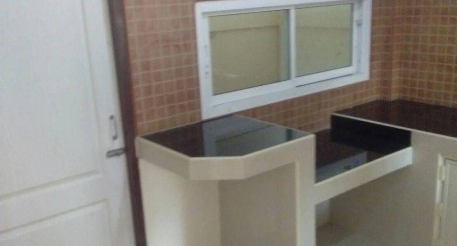 For sale 2 ベッドルーム house in Ban Chang, Rayong