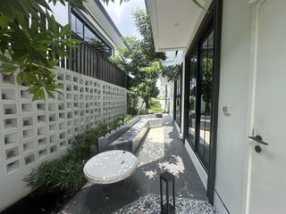 Villa en alquiler de 4 habitaciones en Bang Lamung, Chonburi