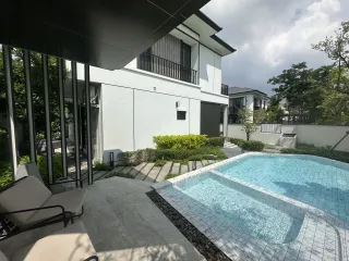 Villa en alquiler de 4 habitaciones en Bang Lamung, Chonburi