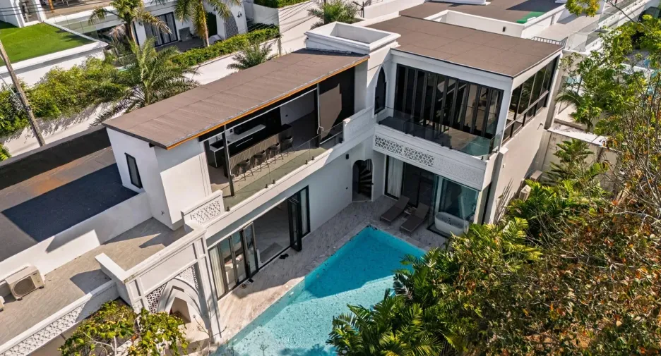 For sale そして for rent 4 ベッドルーム villa in Thalang, Phuket