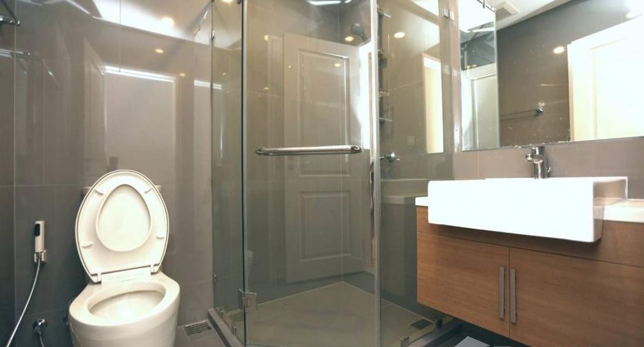 Wohnung zum Kauf mit 2 Zimmer in Sathon, Bangkok