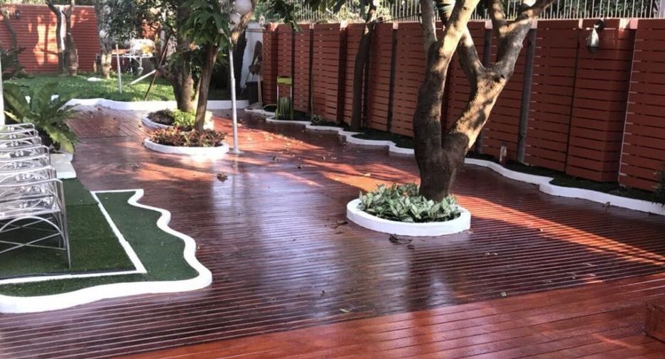For sale 6 bedrooms house in Prawet, Bangkok