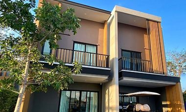 For sale 2 bedrooms townhouse in Mueang Rayong, Rayong