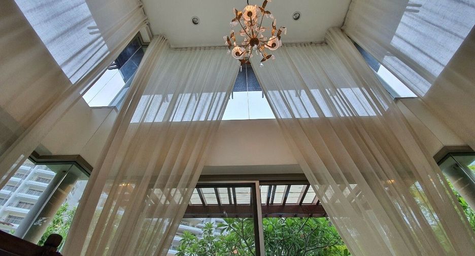 For sale 2 bedrooms villa in Cha Am, Phetchaburi